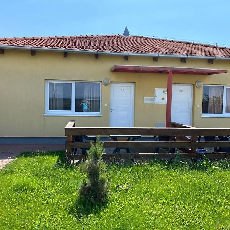 Apartman Delfin Senec Zewnętrze zdjęcie