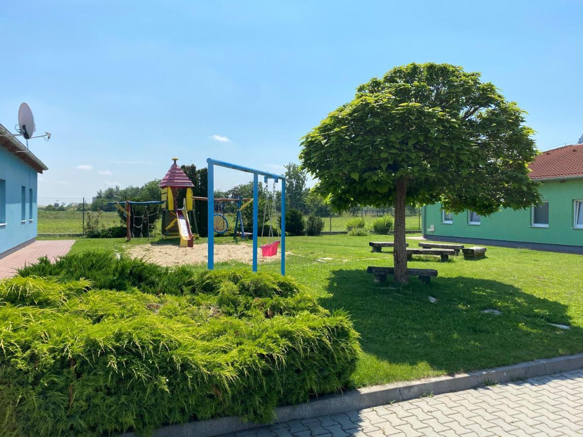 Apartman Delfin Senec Zewnętrze zdjęcie