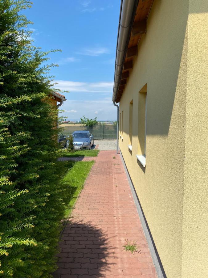 Apartman Delfin Senec Zewnętrze zdjęcie